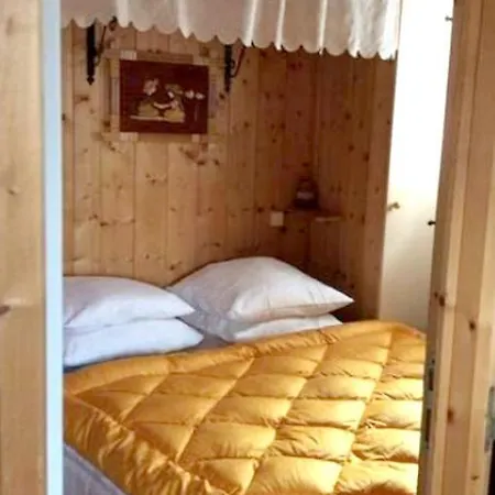 Chalet Camping El Pailles