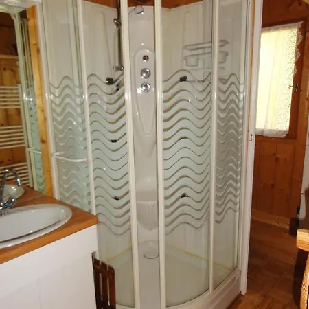 Chalet Camping El Pailles *